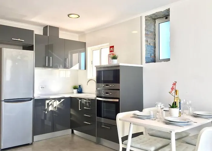 Edifico Ouramar T2 Albufeira