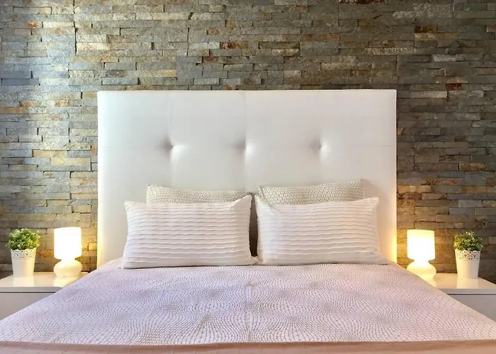 Edifico Ouramar T2 Apartman *