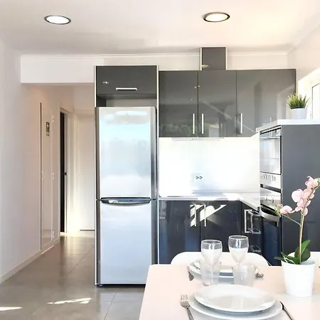 Edifico Ouramar T2 Apartman