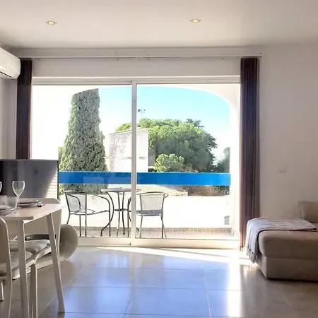 Edifico Ouramar T2 * Albufeira